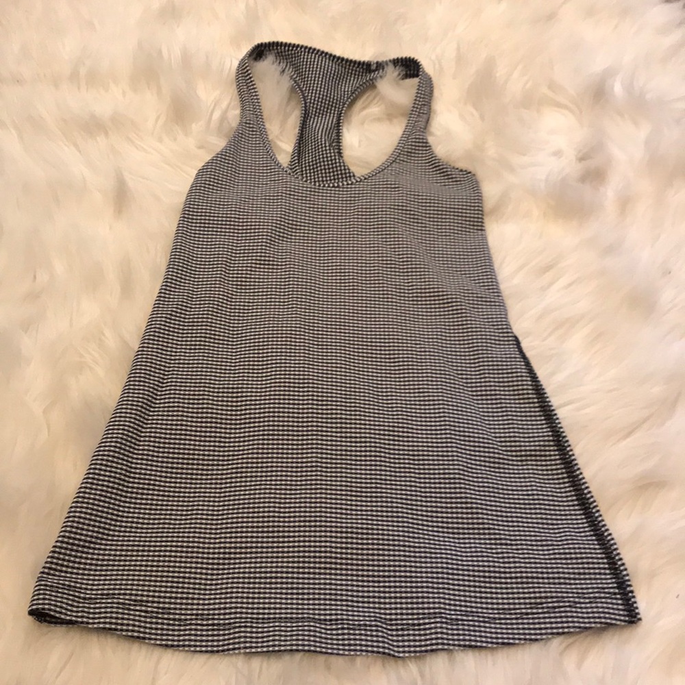 Lululemon tank